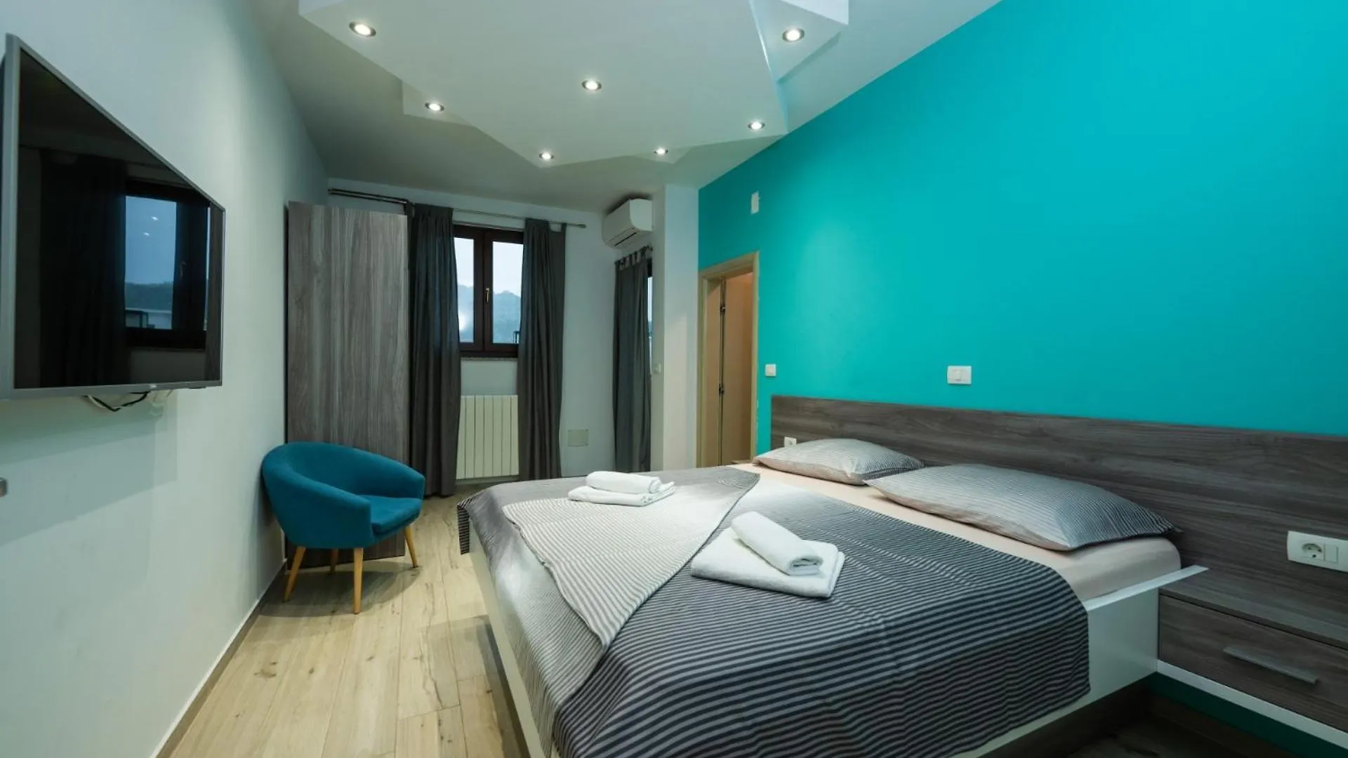 Villa Lealeana In Pula,Istrien 0*, 普拉