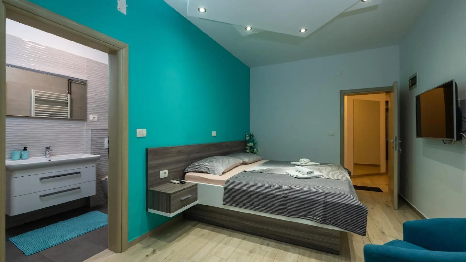 Villa Lealeana In Pula,Istrien 0*, 普拉 克罗地亚